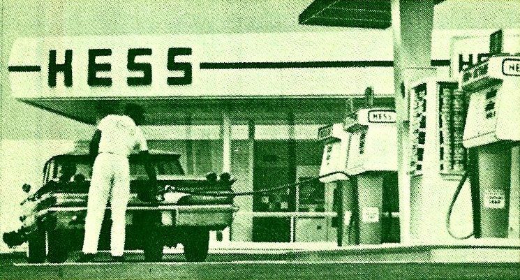 HESS TRUCK 1985 FIRST HESS TRUCK BANK NO BOX  