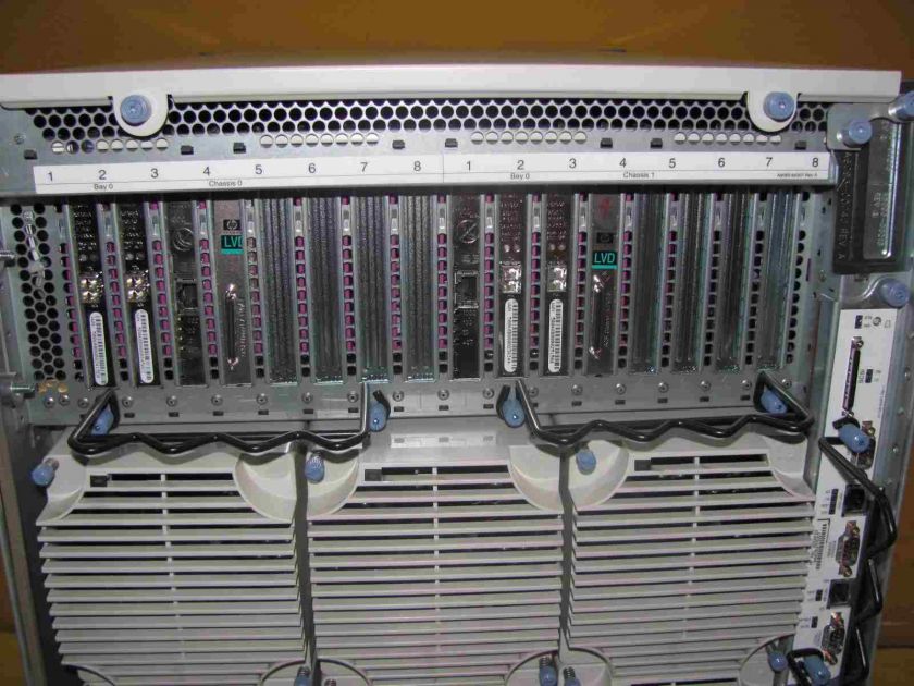 HP 9000 rp8400 A6093A Server WORKING  