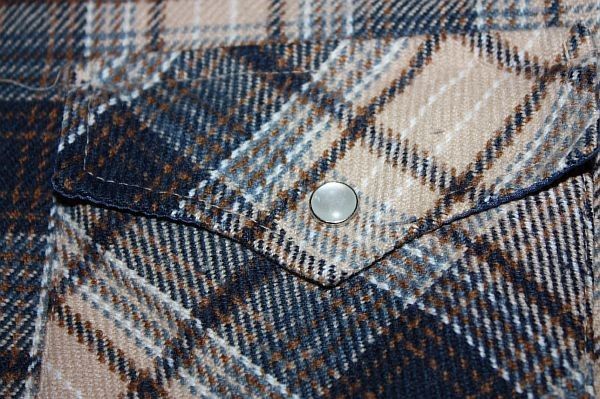 vtg plaid WESTERN pearl snap flannel work shirt  