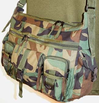 Camo Messenger Shoulder Bag Woodland Camouflage NEW 05C  