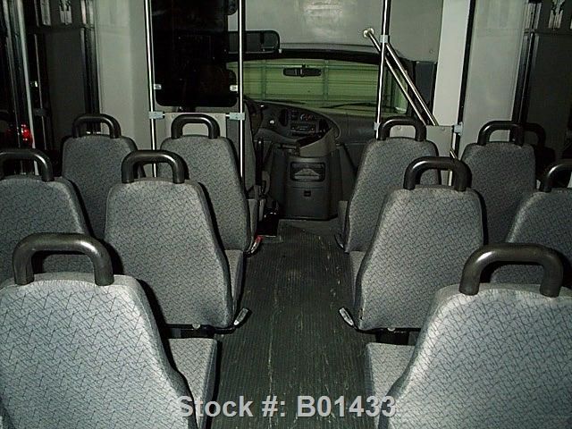 2005 FORD E450 DIESEL 15 PASS STARCRAFT SHUTTLE BUS 73K 2005 FORD E450 