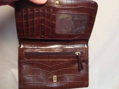 Casual Corner Annex Brown Faux Croc Large Clutch Wallet   NICE  