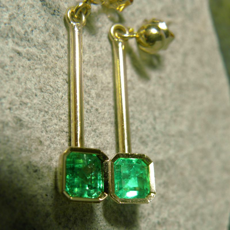 OVER 1.25ct Square Colombian Emerald Dangle Earrings 18K Gold  