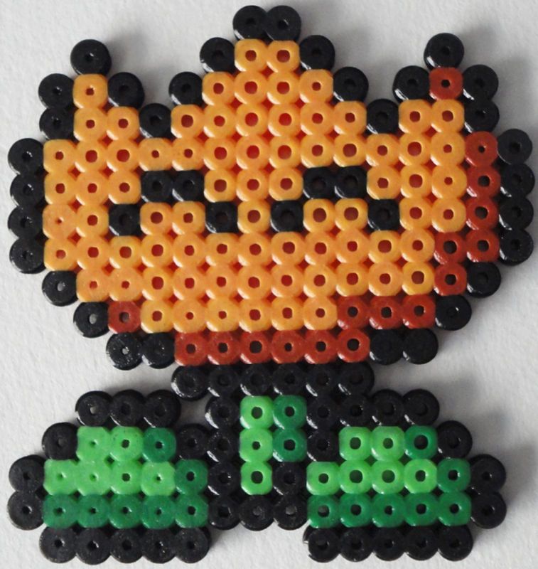 FIRE FLOWER MARIO BEAD SPRITE NINTENDO GAME PERLER ART  