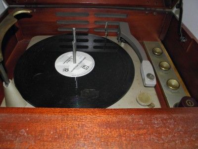 Vintage RCA Victor Orthophonic Record Player 6 HF 5  