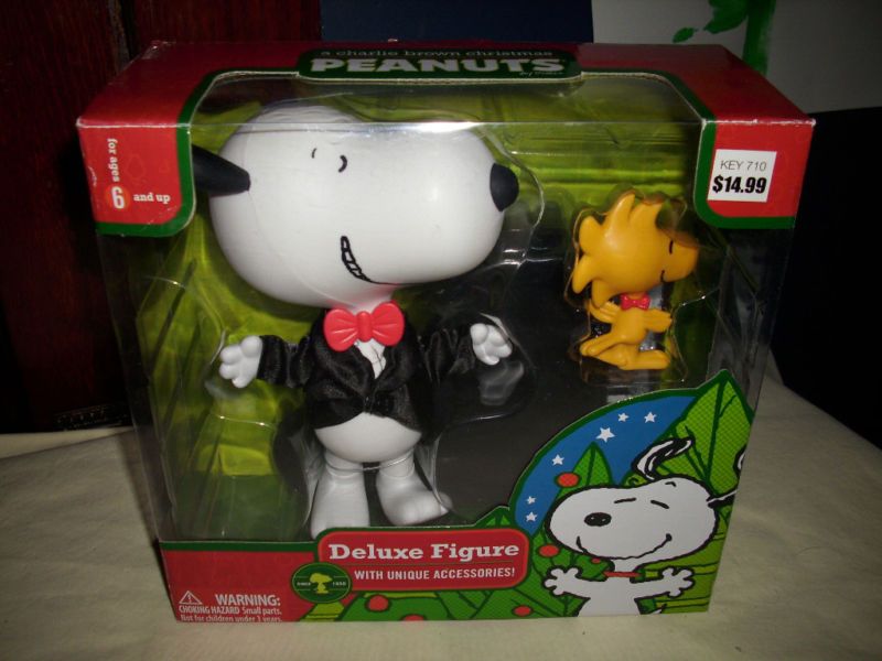 09 Peanuts Charlie Snoopy Wood Piano Christmas Figure  