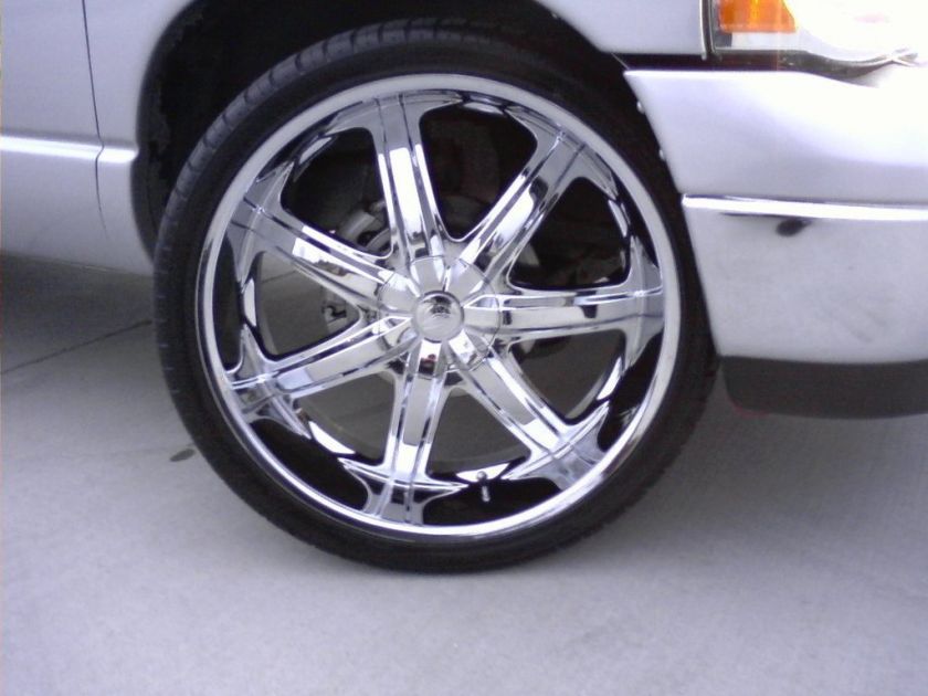 24 INCH BENTCHI B 7 SUBURBAN RIMS AND TIRES  