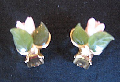 VINTAGE SWOBODA JADE & PINK CORAL, PIN & EARRINGS, Rose  