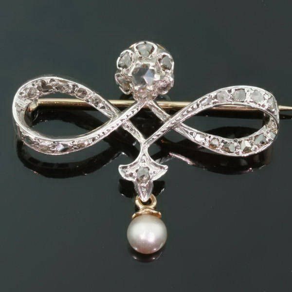 VICTORIAN 0.89CT ROSE CUT DIAMOND & PEARL BROACH  