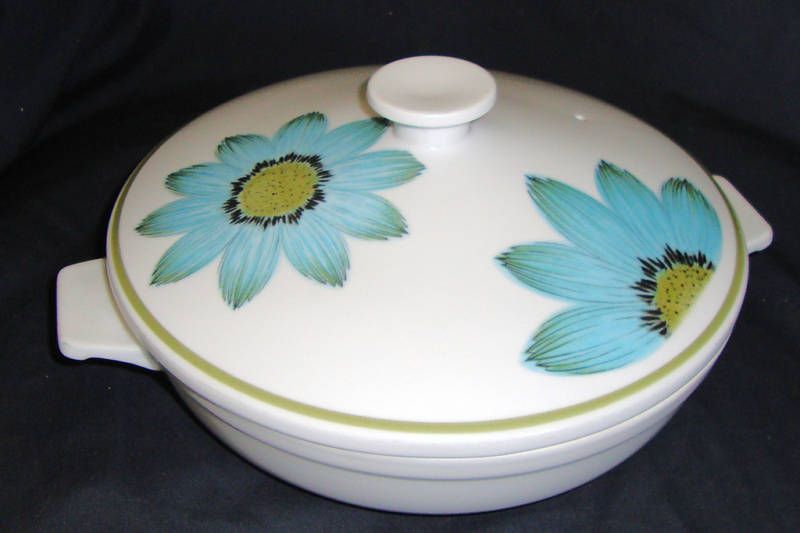 NORITAKE UP SA DAISY COVERED CASSEROLE  