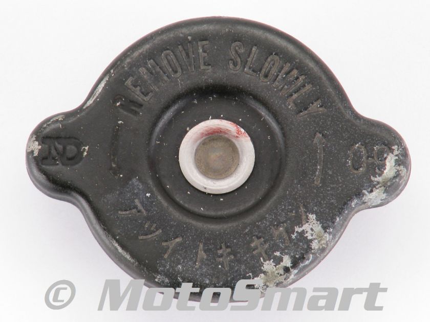 1980 Honda Goldwing GL1100 Radiator Fill Cap Lid   Image 01