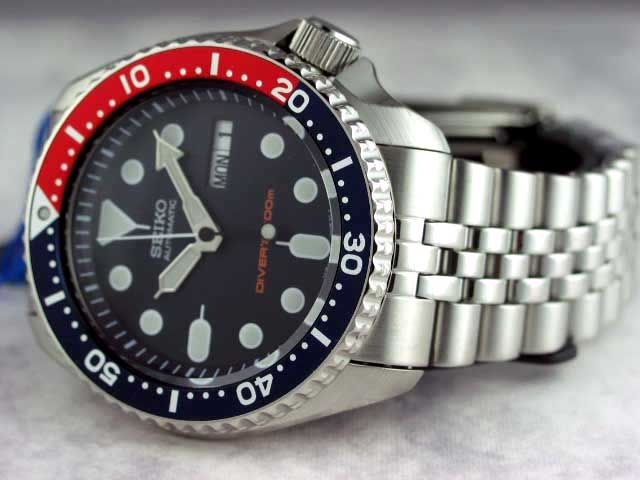 SEIKO SUBMARINER AUTOMATIC SCUBA DIVER WATCH