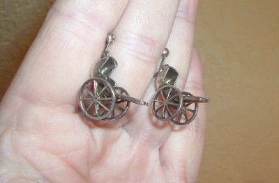 Rare Boxed Set of Vintage Rickshaw Screw Back Earrings Sterling? Early 