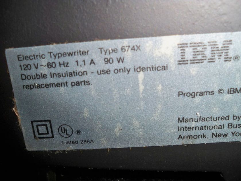 IBM WHEELWRITER 3 ELECTRIC TYPEWRITER 674X  
