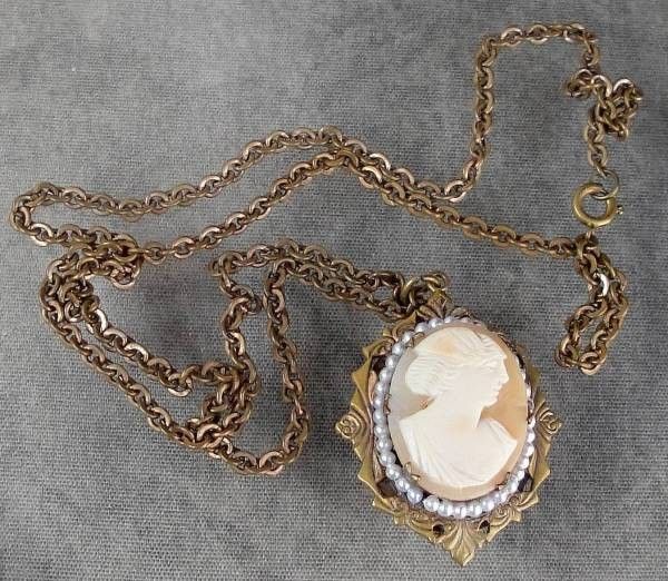 Vintage Nouveau Era Carved Shell Cameo Locket Necklace  