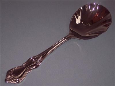 Reed Barton Marlbough Serving Casserole Shell Spoon NEW  