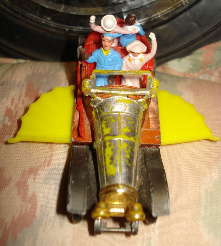   Corgi Juniors 164 scale Chitty Chitty Bang Bang Car w Wings  