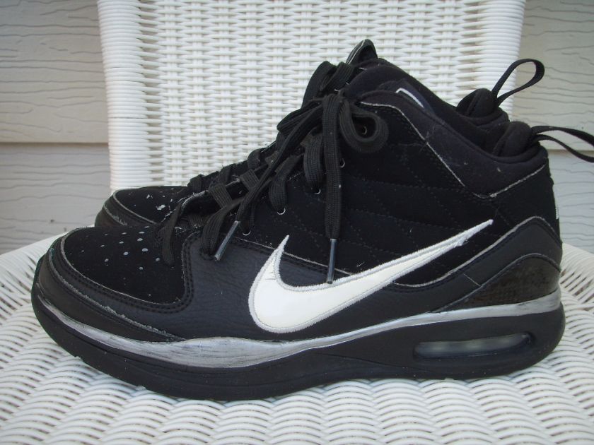 NIKE Womens BASKETBALL SHOES Black Athletic sz 8.5  