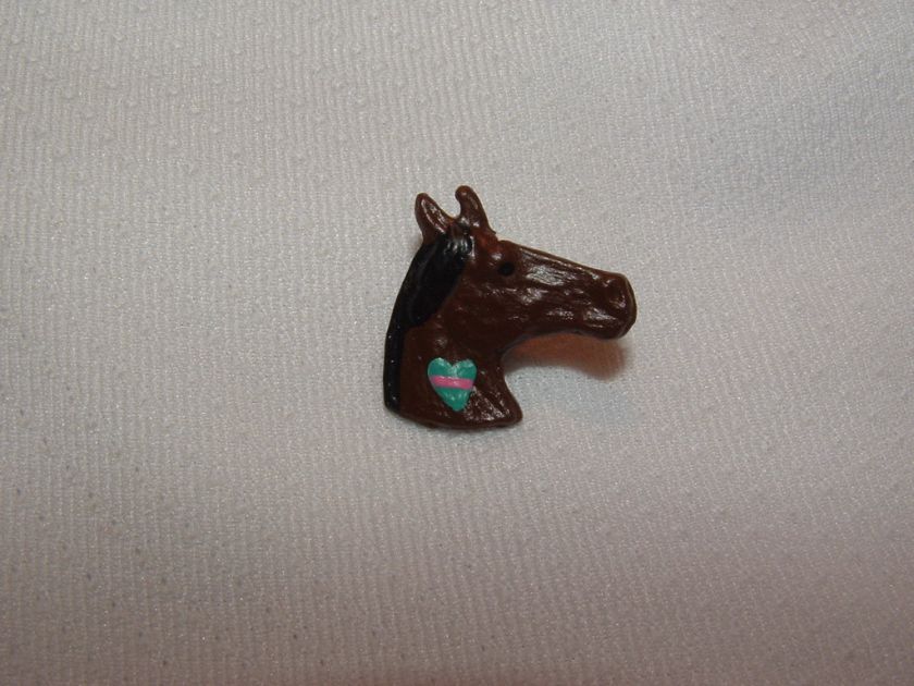 ZENYATTA HORSE RACING BREEDERS CUP HEART HEAD PIN  