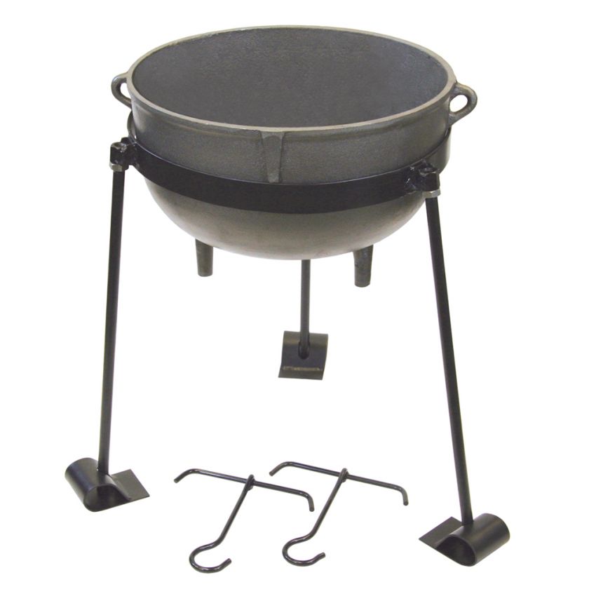 Bayou Classic 10 Gal. Jambalaya Pot with Lift Hooks and Stand  