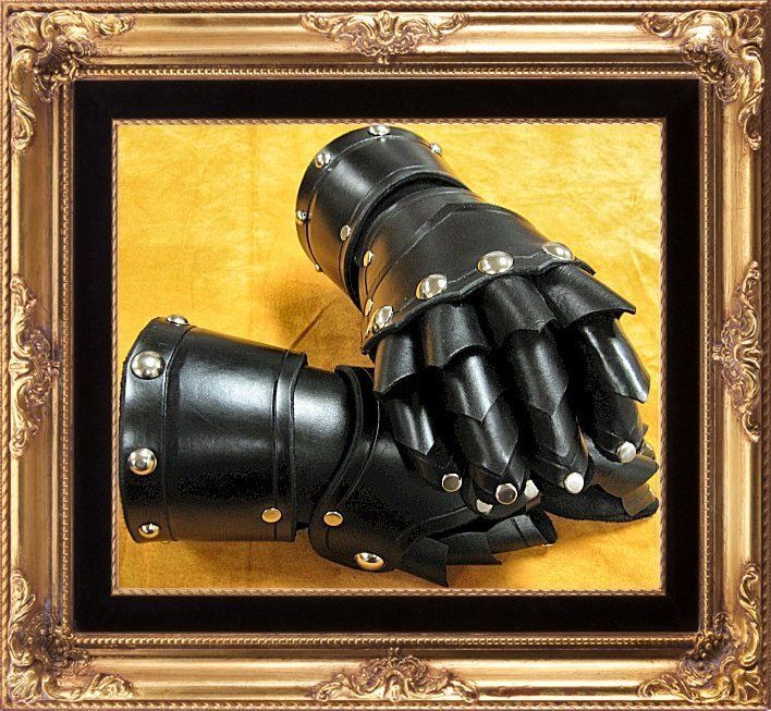 STUDDED FINGER GAUNTLETS Leather Hand Armor Sca Larp Ren Faire Gothic 