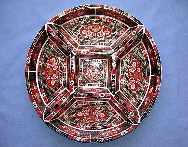   Vintage 1984 Japanese Golden Empress Imari Lazy Susan Porcelain Set